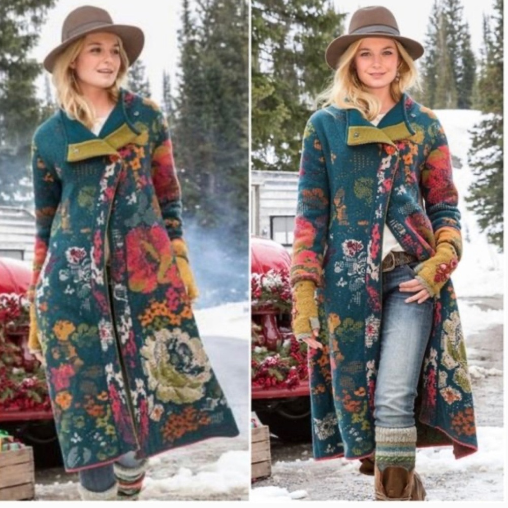 Rare Sundance IVKO winter coat with matching scarf